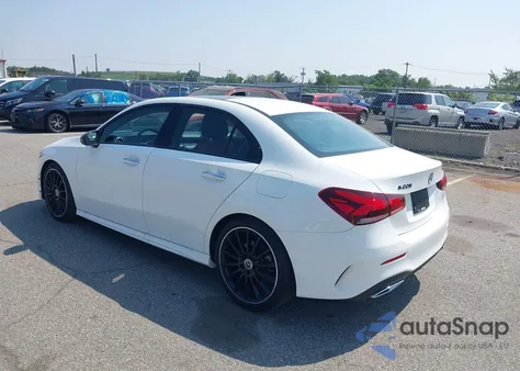 2019 Mercedes-Benz A 220 из США, поврежденный, VIN WDD3G4EB5KW011981